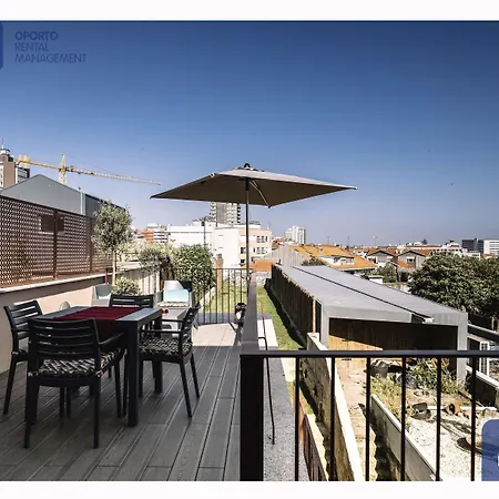 Orm - Almada Terrace *