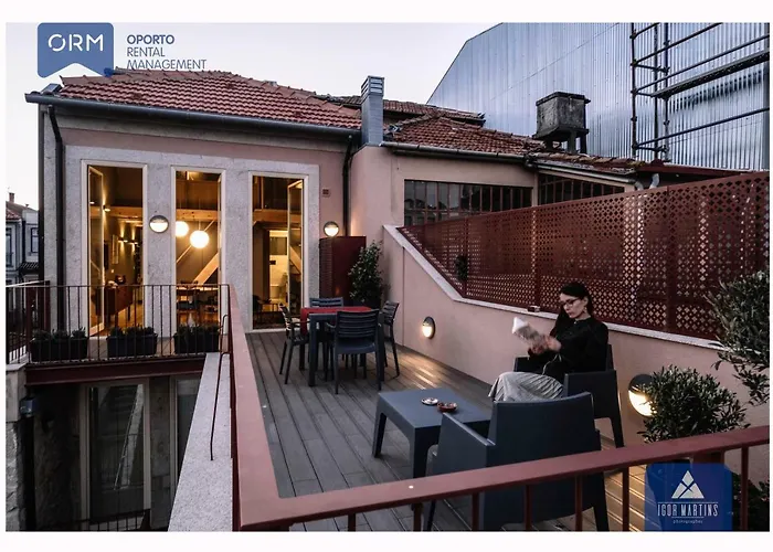 Orm - Almada Terrace