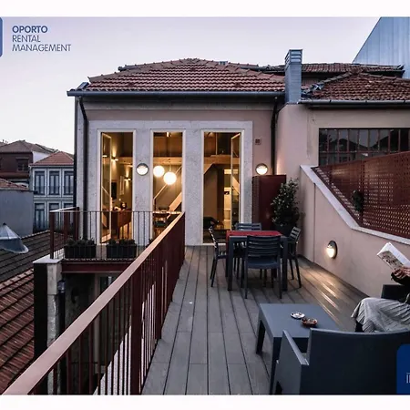 Orm - Almada Terrace Apartmán